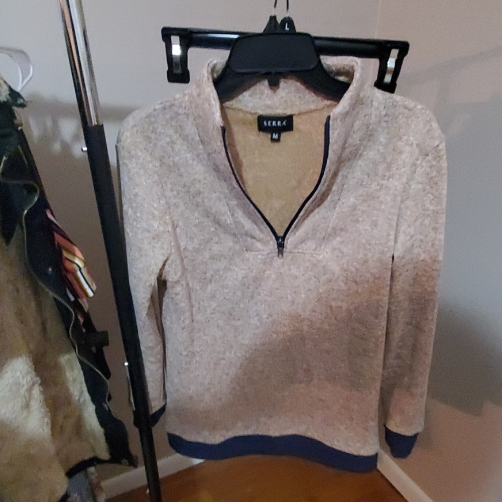 Womens pullover